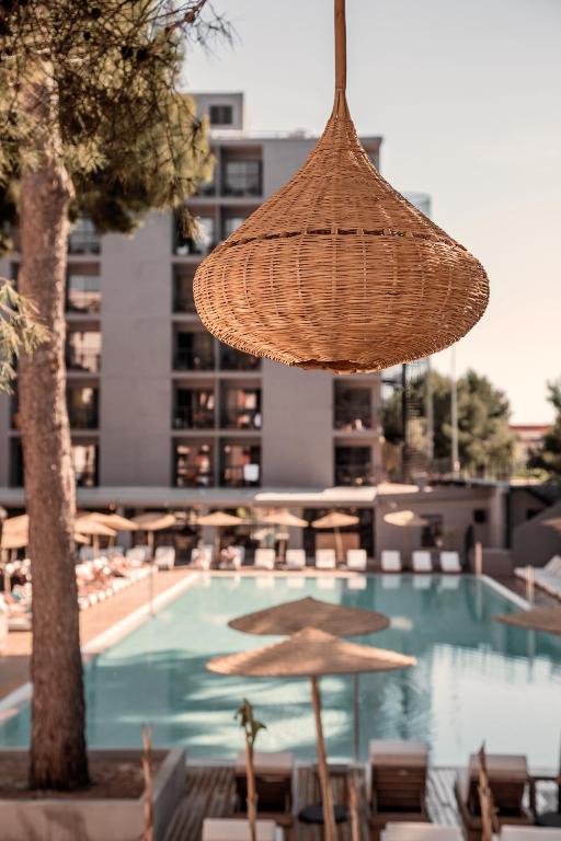 Caramelo Palma Beach — Swimming pool in Playa de Palma, Balearic Islands