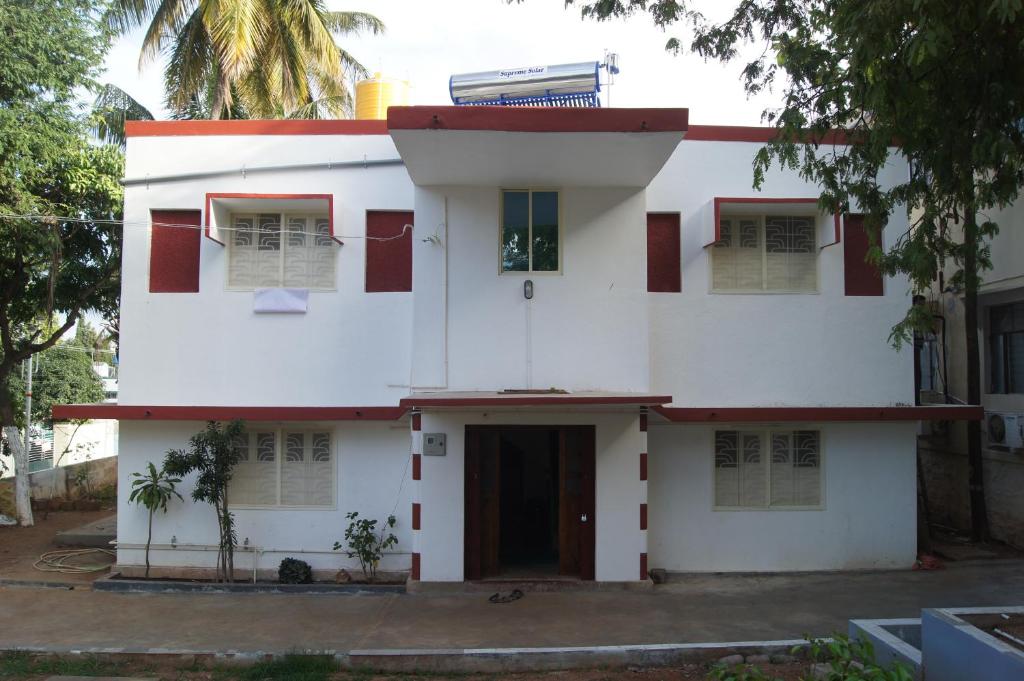 Cornerbunker — Hotel in Mysore