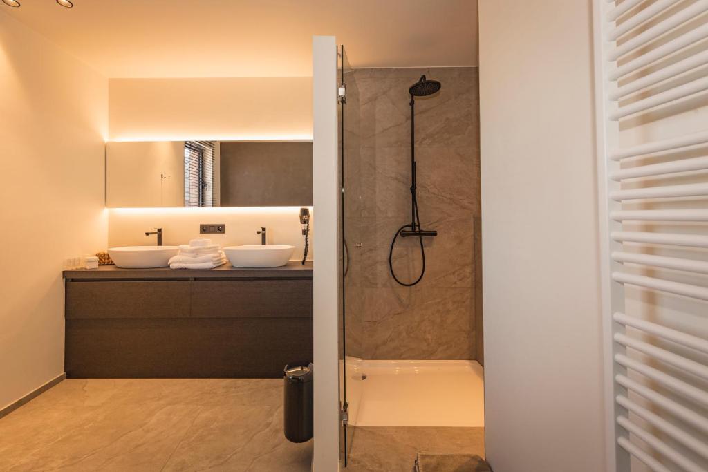 Hotel De Jachthoorn photo