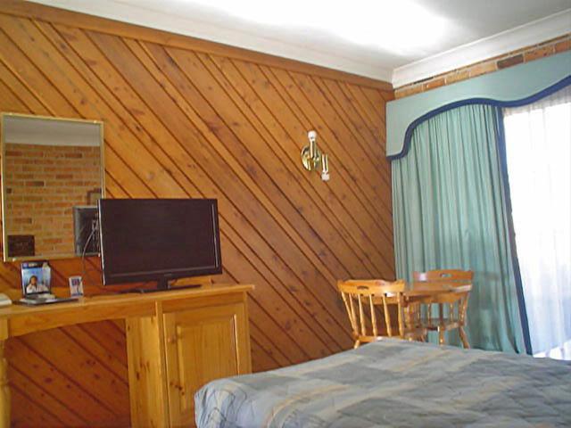 Coachmans Rest Motor Lodge photo