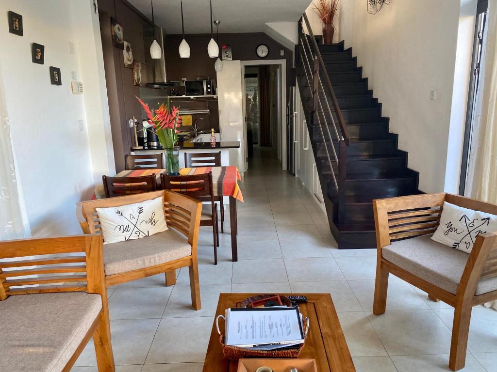 Villa Ebene - Ideal Location in Rose Hill 전경