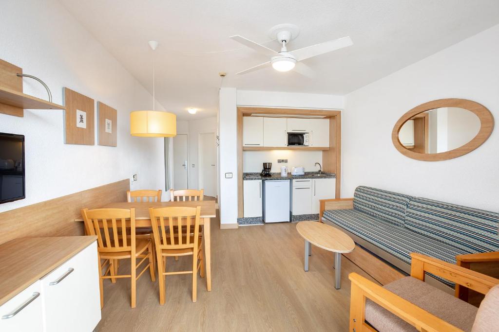 Aguamar Apartamentos, Los Cristianos Downtown - 2