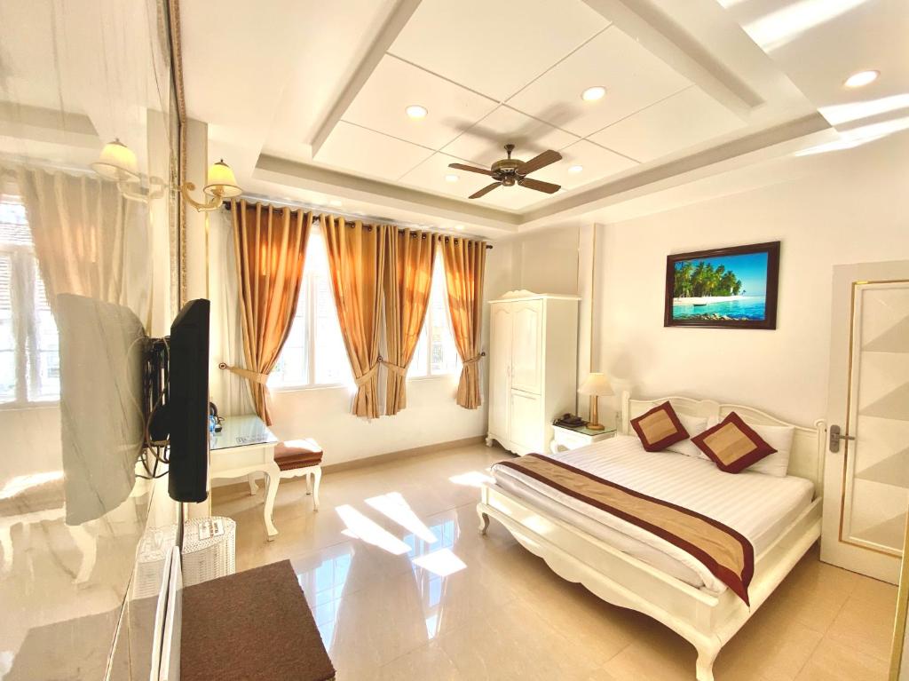 Tulip Hotel 1