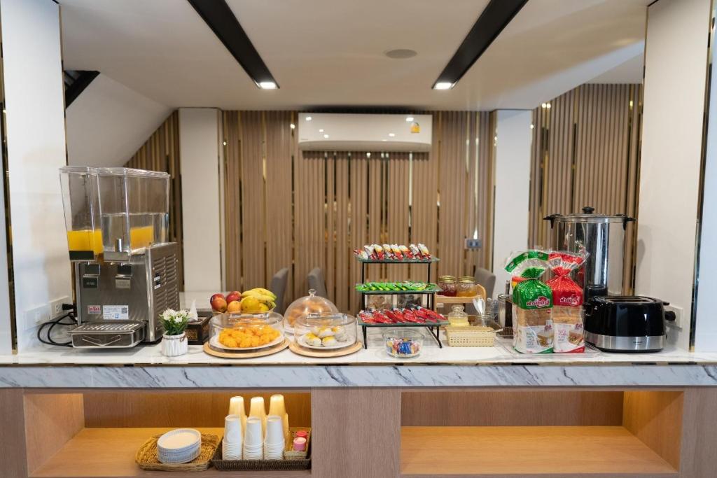 Malades House photo