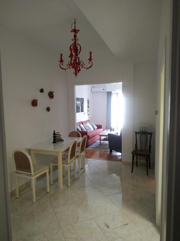 Michali's Koukaki Apartment (metro Sygrou/Fix) photo