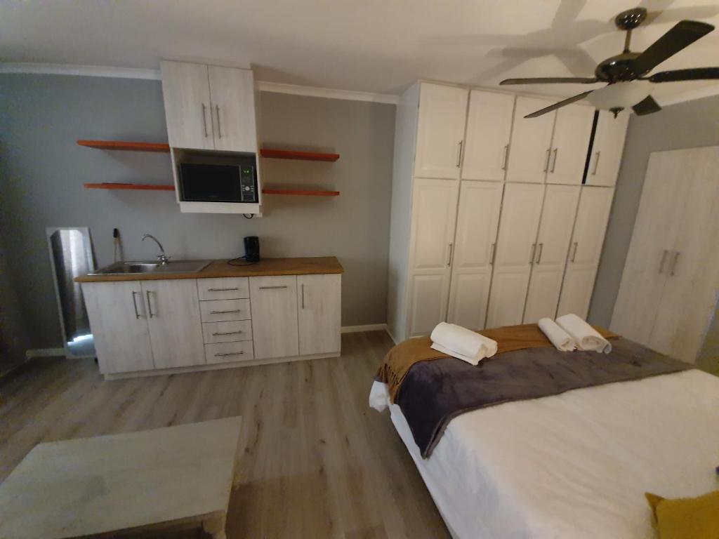 Joey's Rooms photo