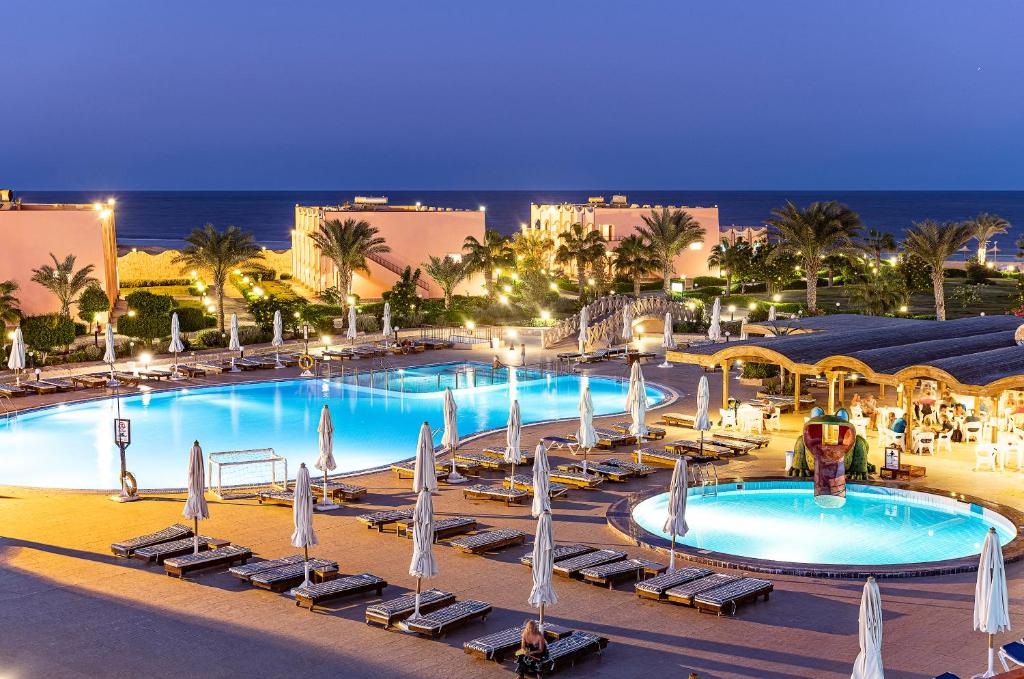 . Three Corners Happy Life Beach Resort - All Inclusive