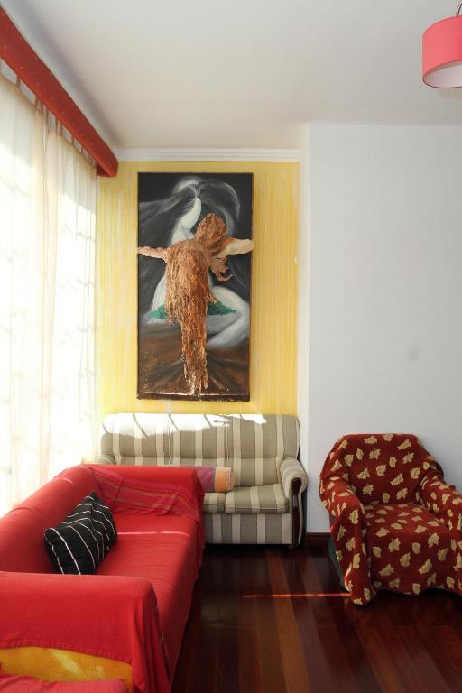 ห้องส่วนกลางสำหรับนั่งเล่น/ดูทีวี