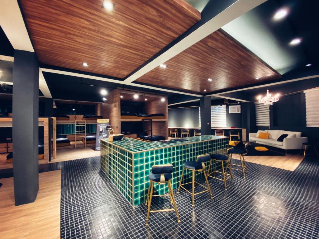 共居三月三, Tchaj-čung