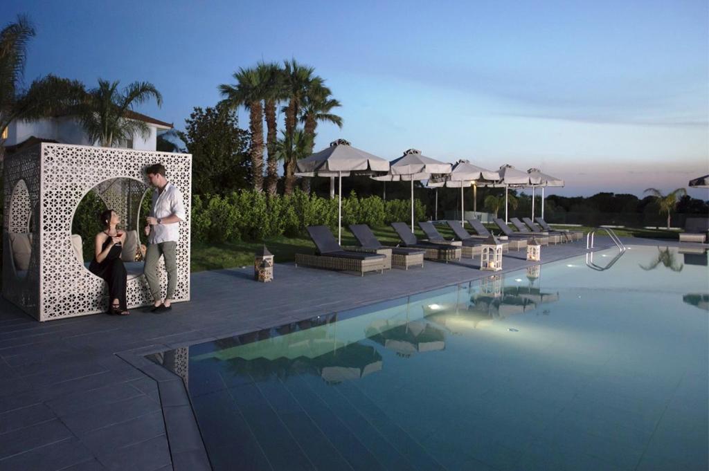 スイミングプール