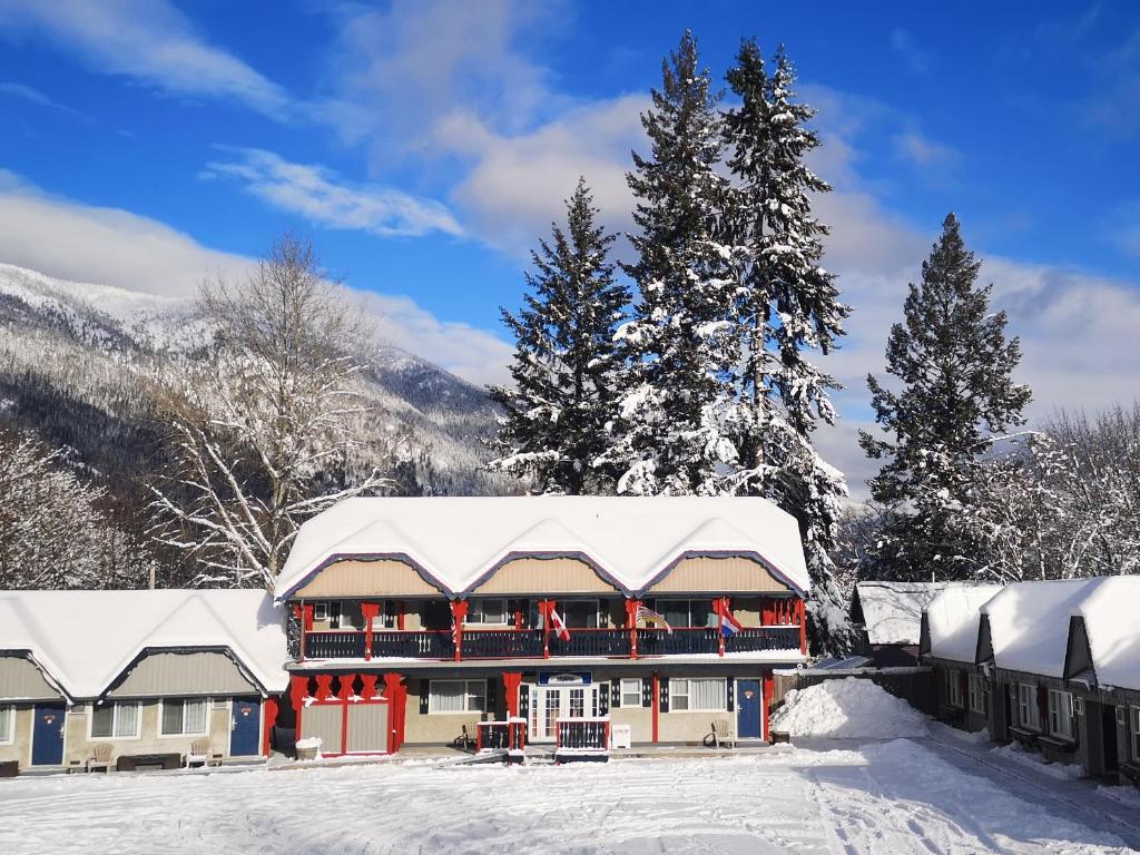Alpine Inn & Suites photo