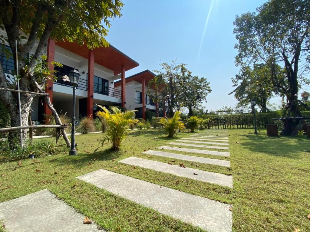 3. บ้านเพลิ..