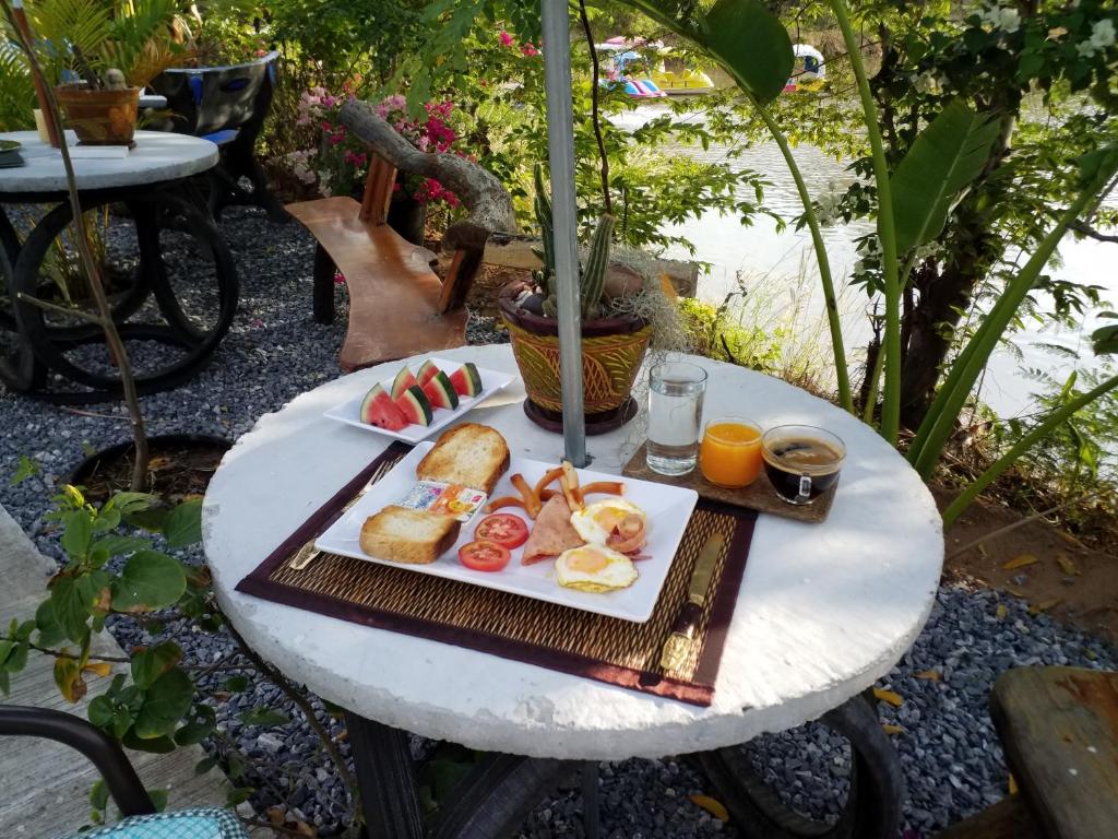 식음료(F&B)