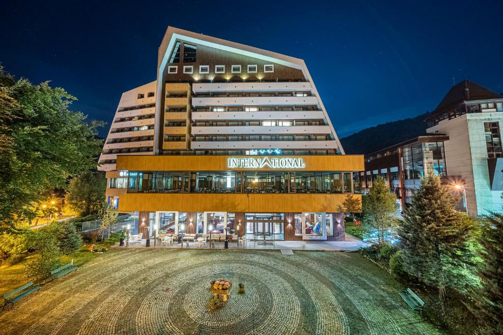Hotel International - Sinaia, România - preț de la $81, recenzii - Planet  of Hotels
