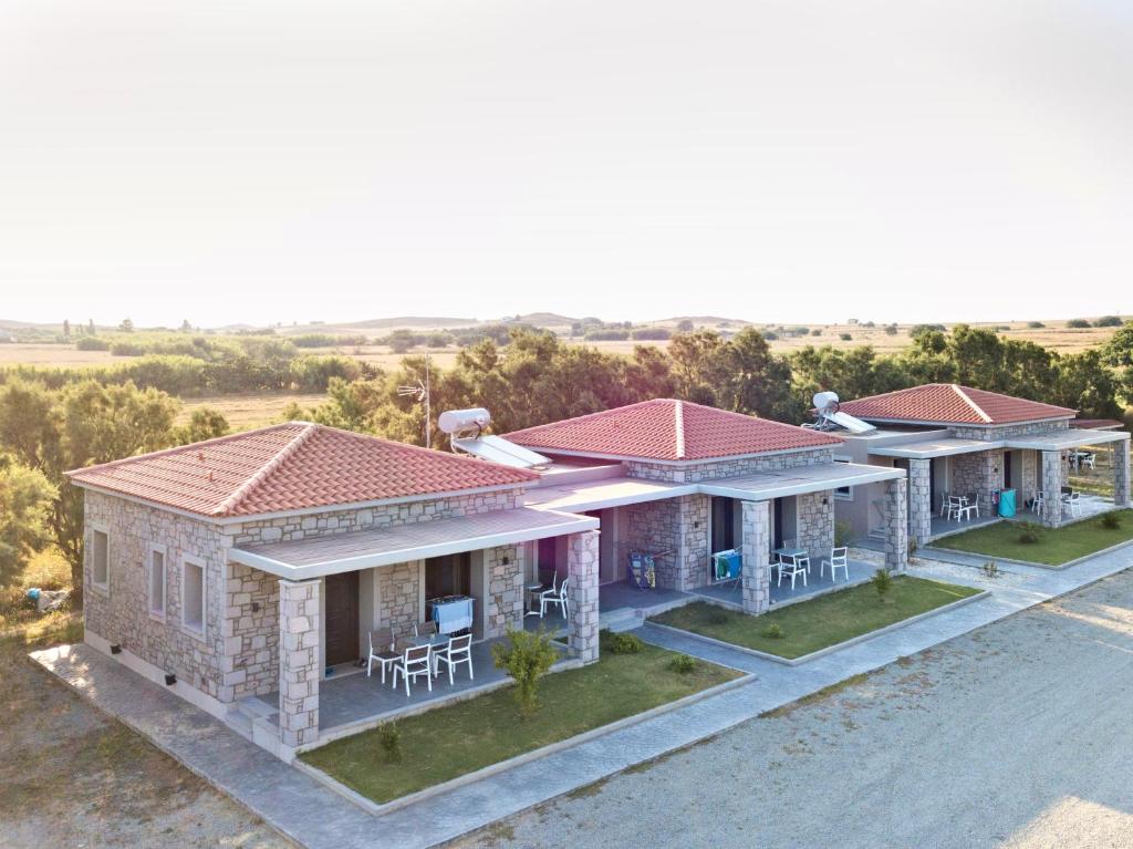 Villa Saravari photo