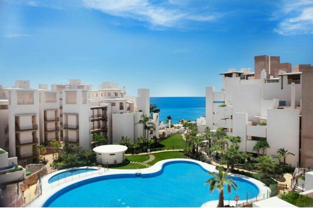 Bahia de la plata Estepona - 1