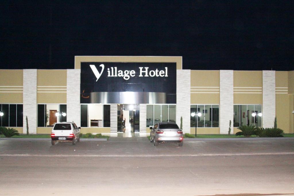 Village Hotel — Hotel in Cáceres