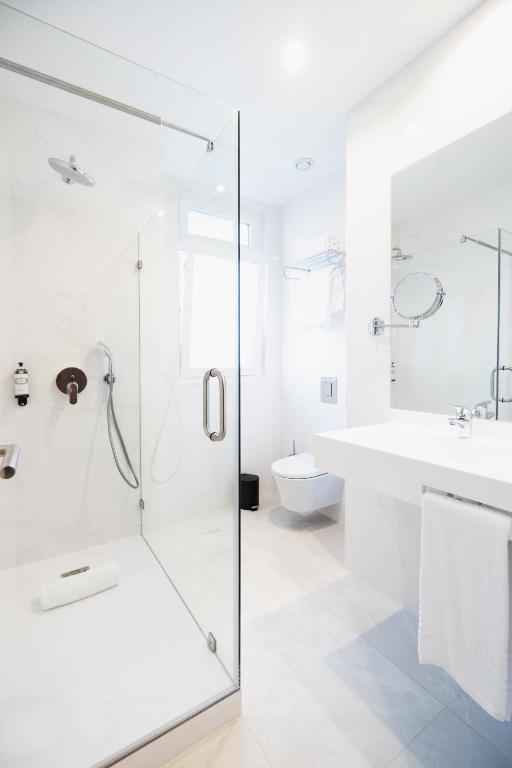 LX SoHo Boutique Hotel by RIDAN Hotels photo