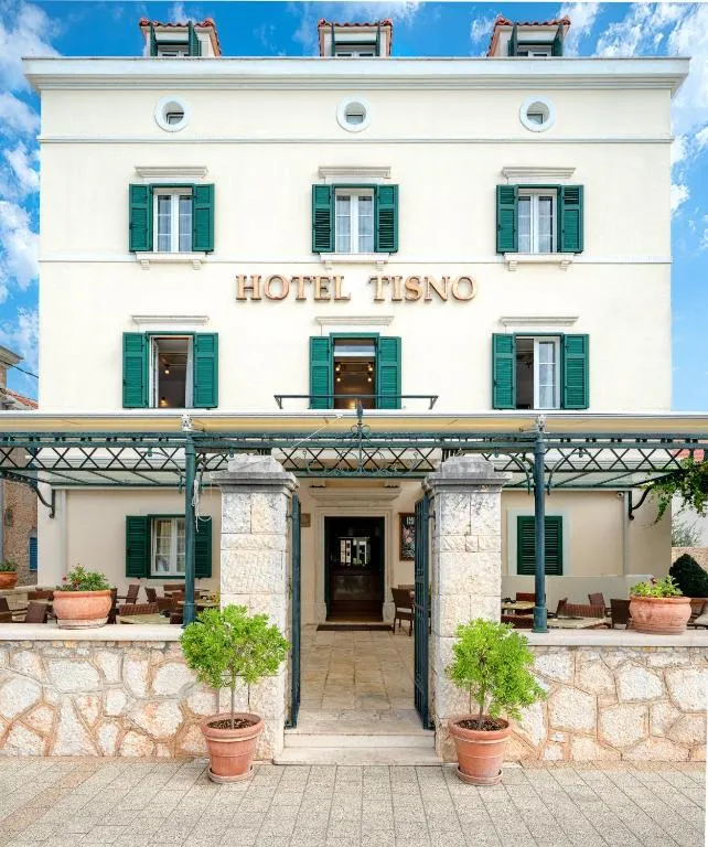 Heritage Hotel Tisno, hotel in Tisno