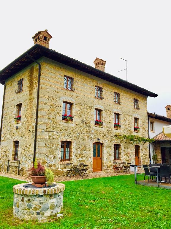 Qui Wolf Udine — Hotel in Cassacco