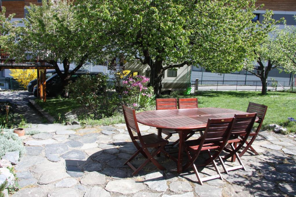 Chalet avec jardin - 5