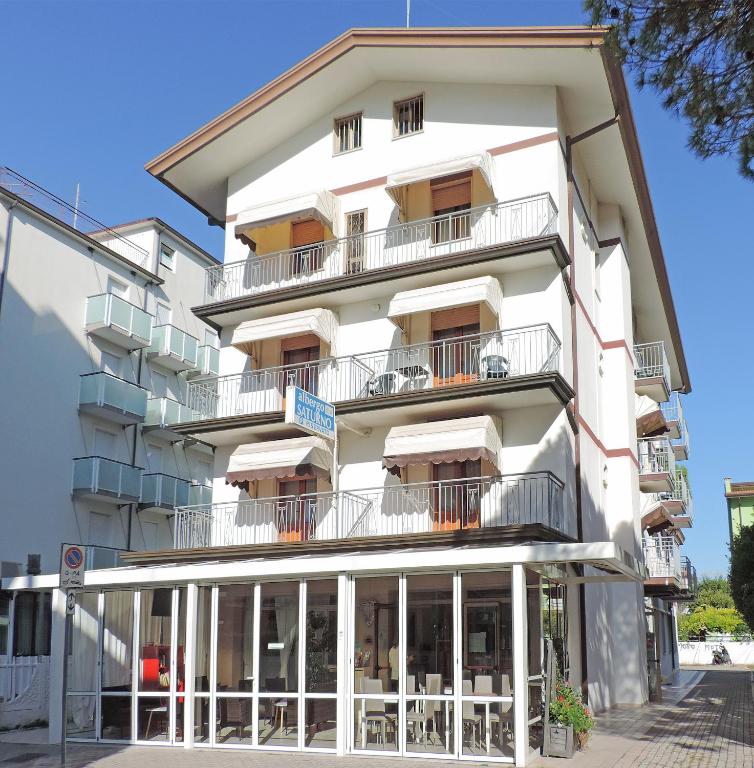 Hotel Saturno - 1