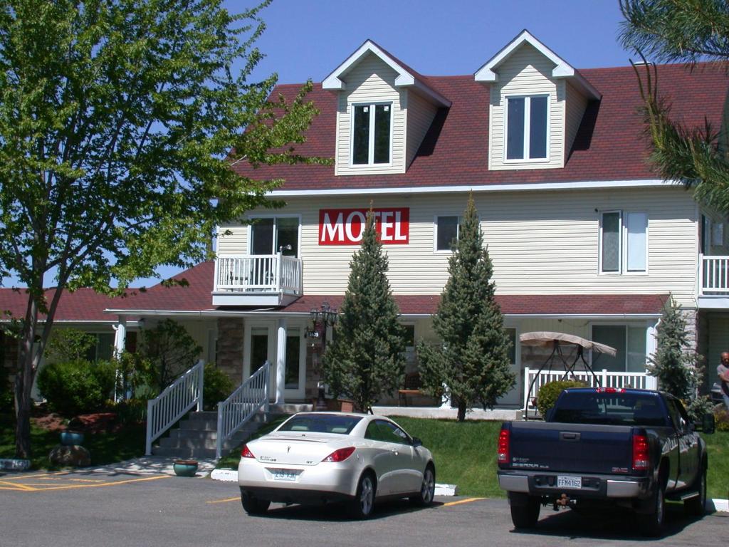 Motel Derfal — Hotel in Repentigny (QC)