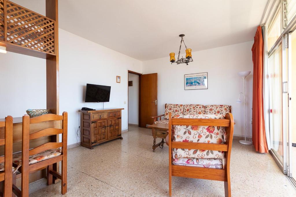 Apartamentos Melusina en Playa del Inglés al lado de la playa y las Dunas de Maspalomas - 2