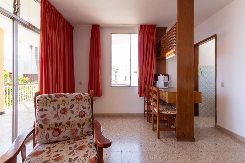 Apartamentos Melusina en Playa del Inglés al lado de la playa y las Dunas de Maspalomas - 4