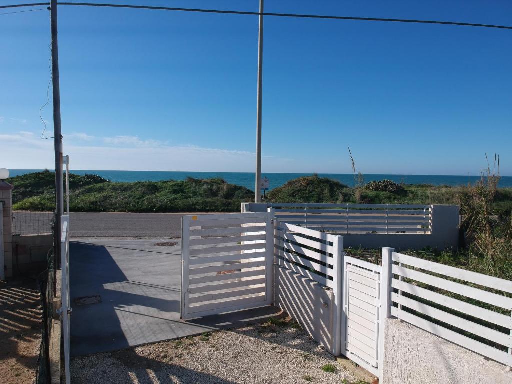 Villa Oneiro Fronte Mare - 4