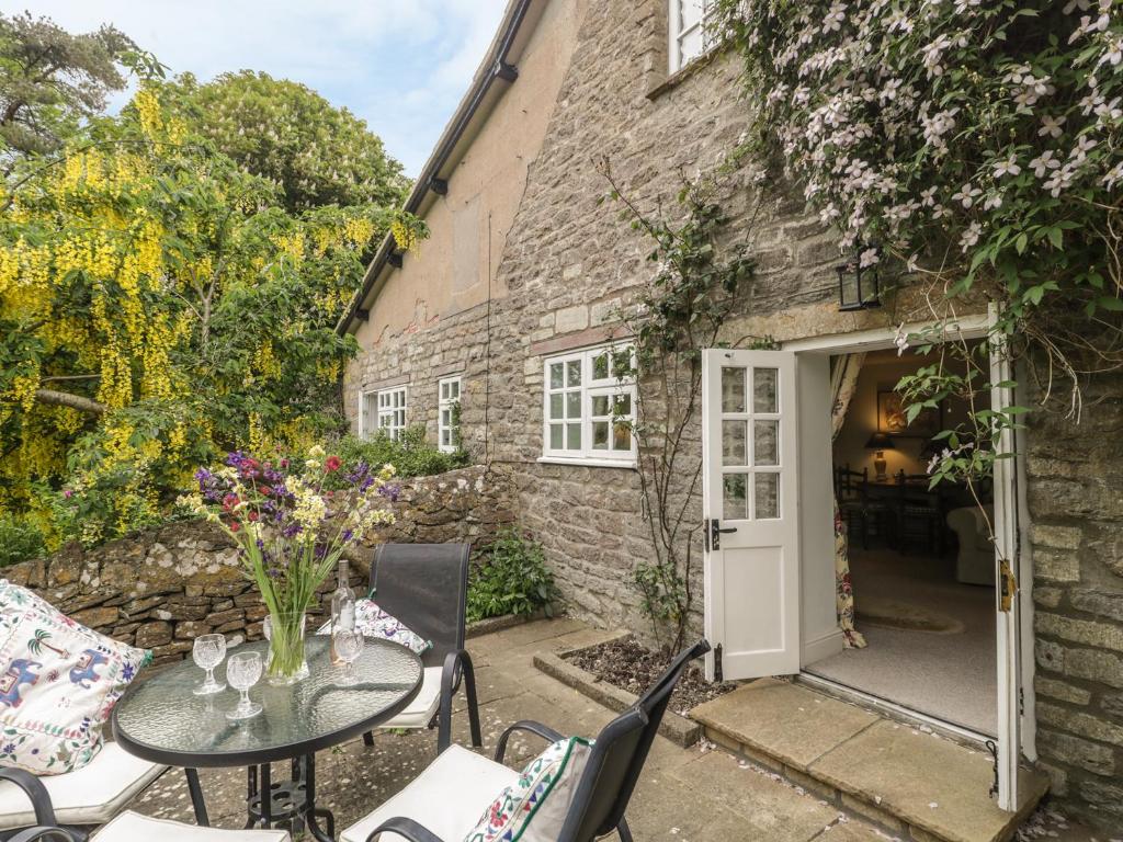 Colly Cottage, Bridport photo 6