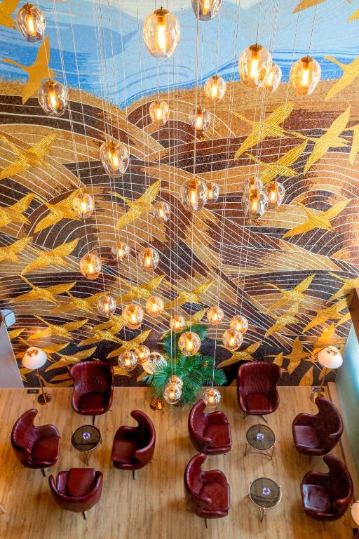 フロント・ロビー