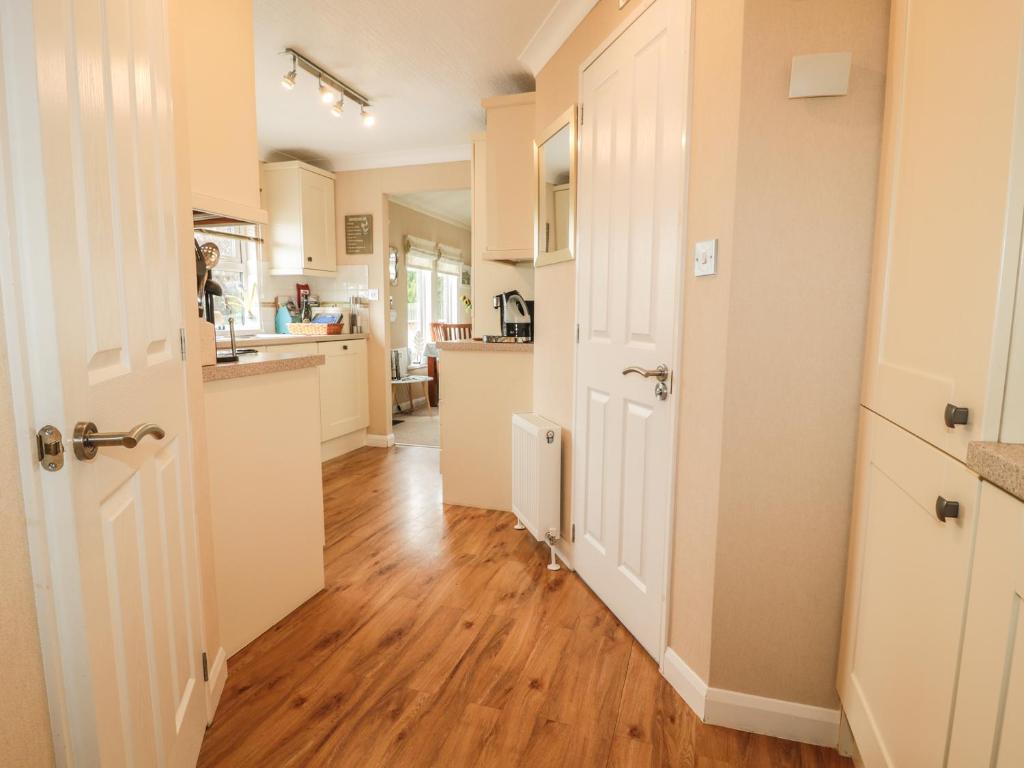 Little Gem Lodge, St Boswells photo 4