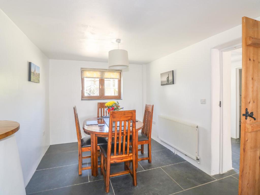 Lower West Curry Cottage photo 6
