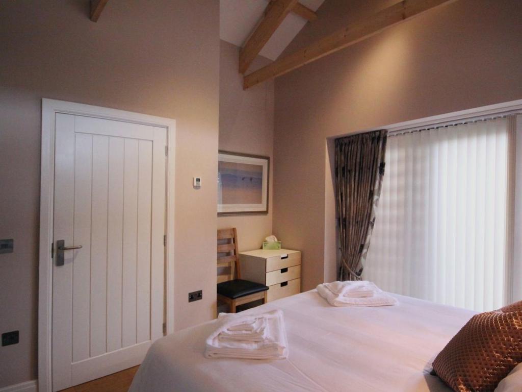 Mugwell Barn, Stoke Climsland photo 7