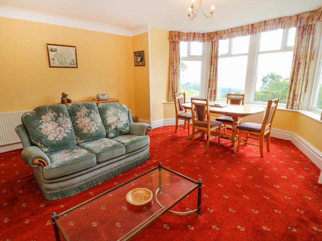 Low Skelgill, Windermere photo 8