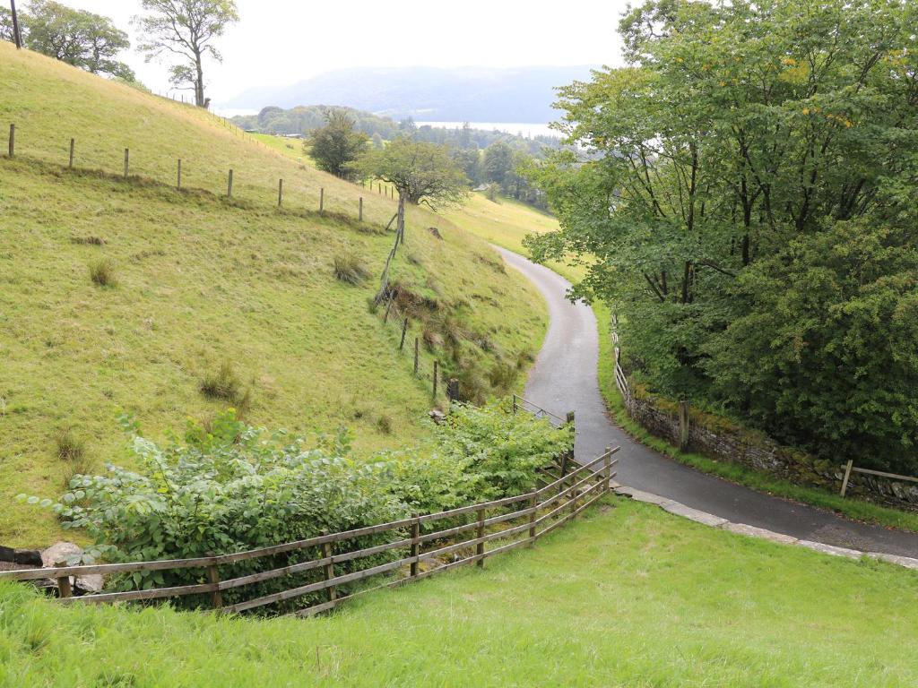 Low Skelgill, Windermere photo 7