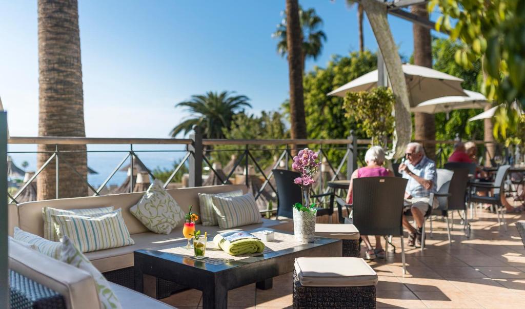 The Harbour Club — Restaurant & bars in Acantilado de los Gigantes, Canary Islands