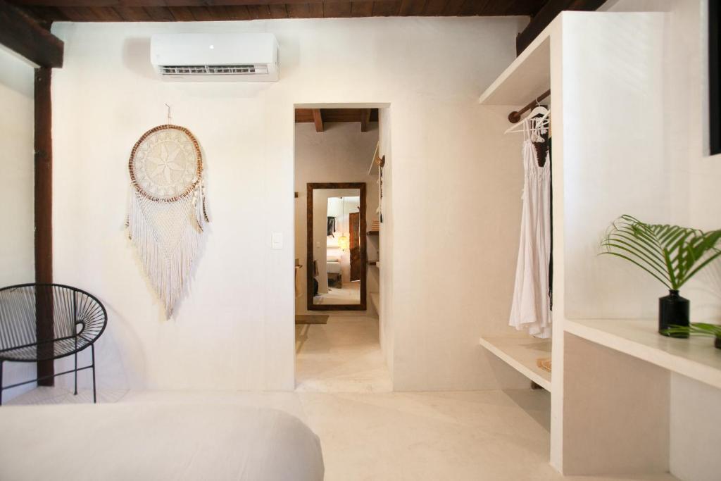Mohave Jungle Rooms - 4