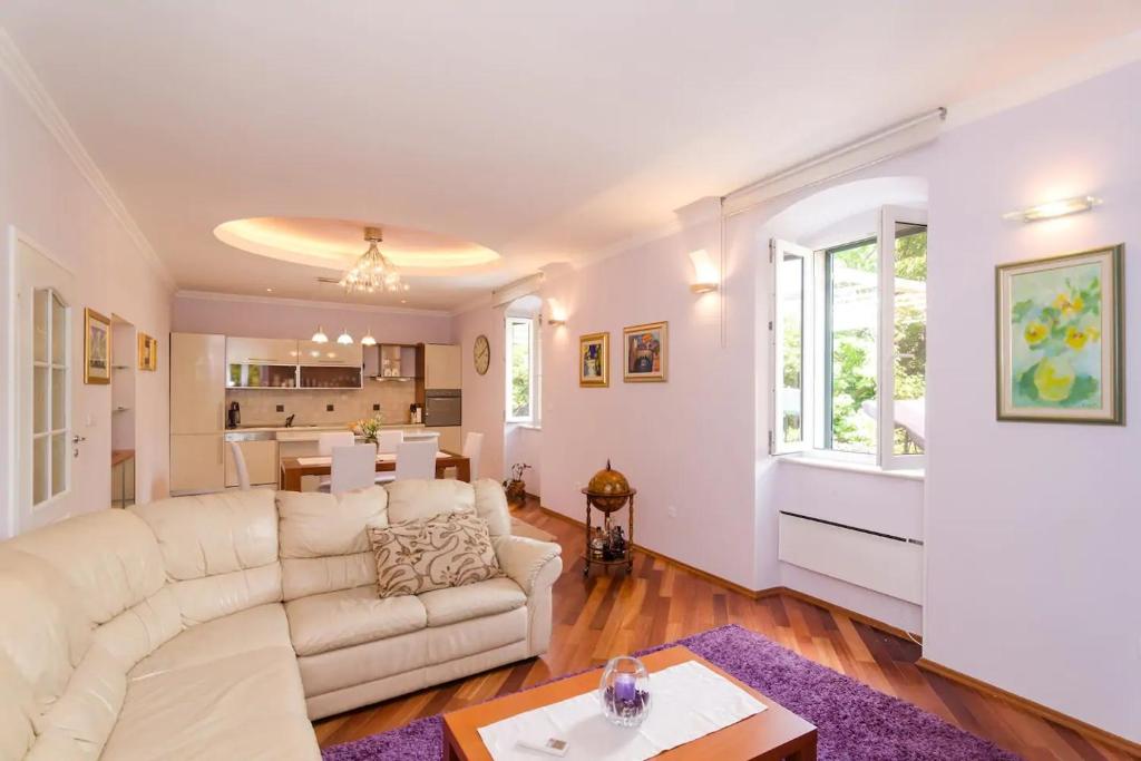 Apartment Djivo — Hotel in Dubrovnik