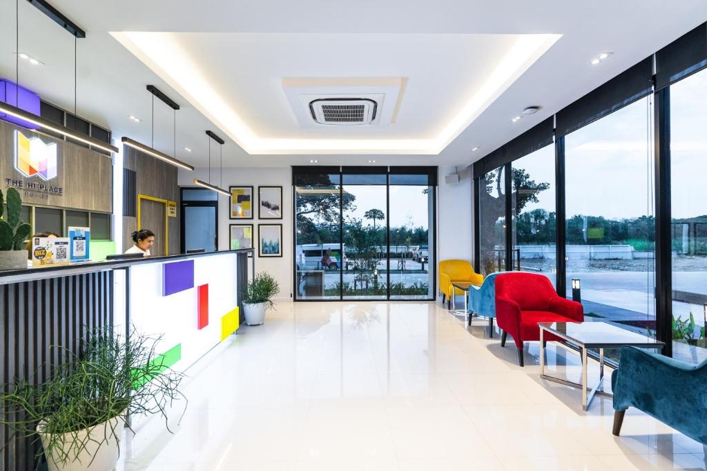 เดอะ ไฮ เพลซ (The Hi Place)