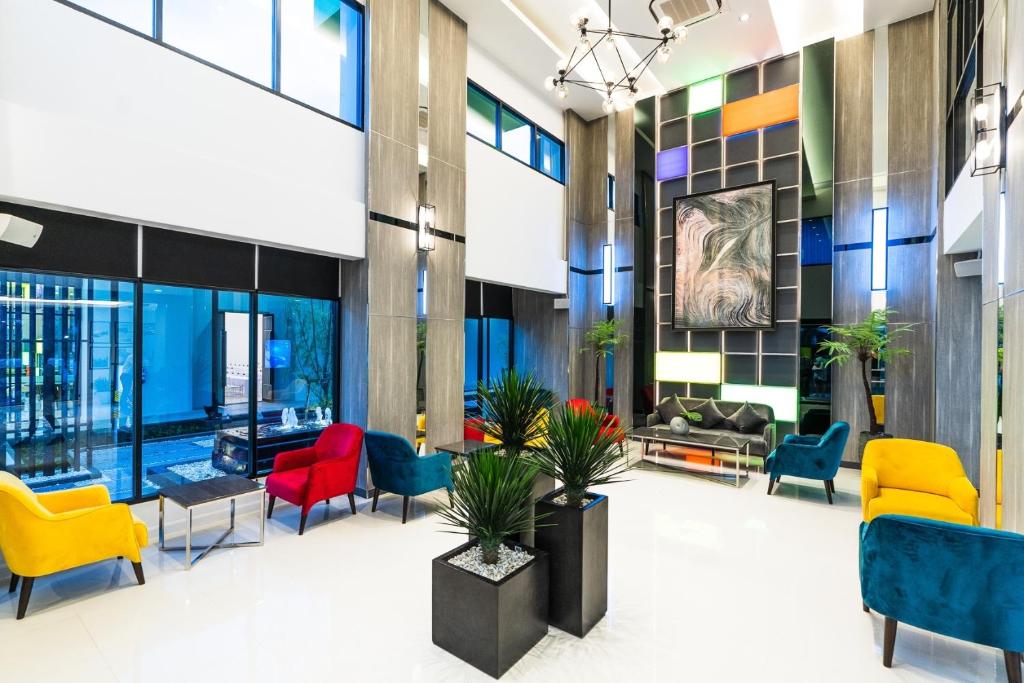 เดอะ ไฮ เพลซ (The Hi Place)