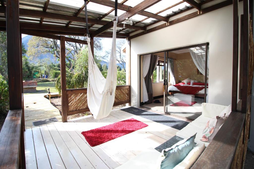 Balcony/terrace, Tube n Axe Lodge and Backpackers in Storms River