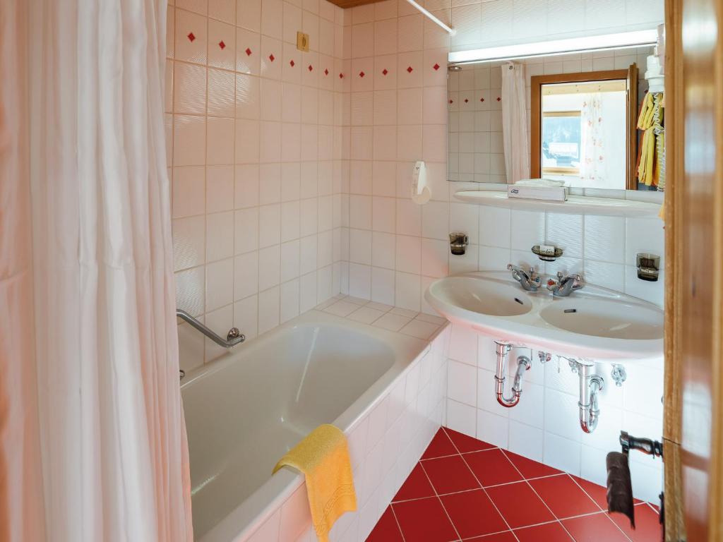 Hotel Komperdell - 5
