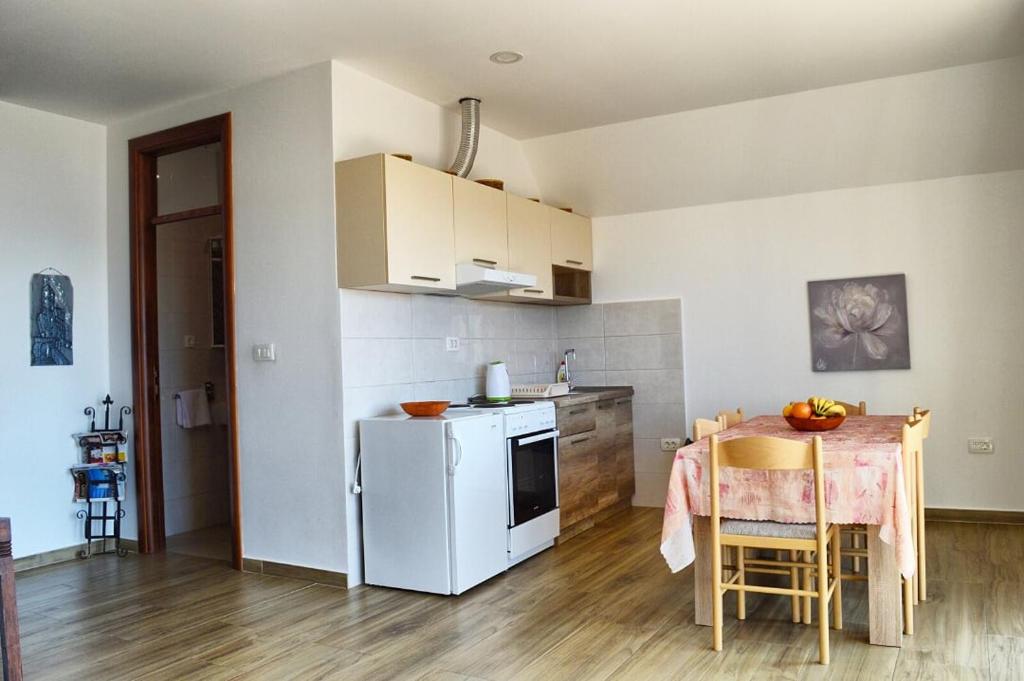 Apartments Nikčević - 4
