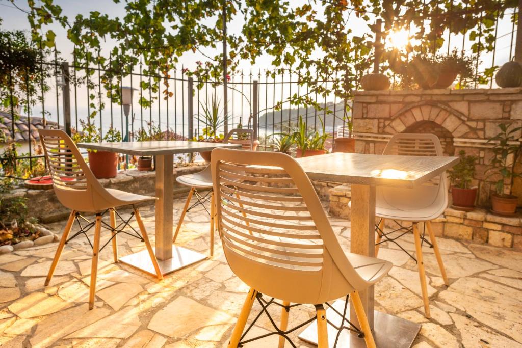 Margarita Guesthouse photo