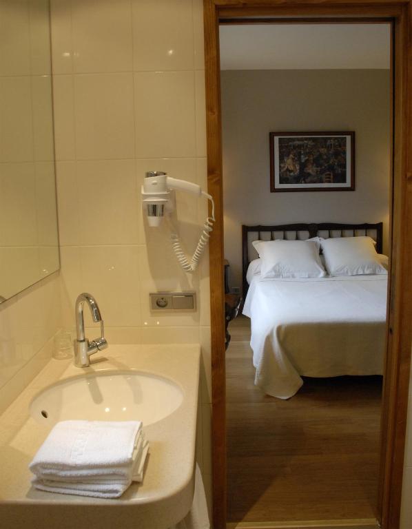 Hotel Celisol Cerdagne photo