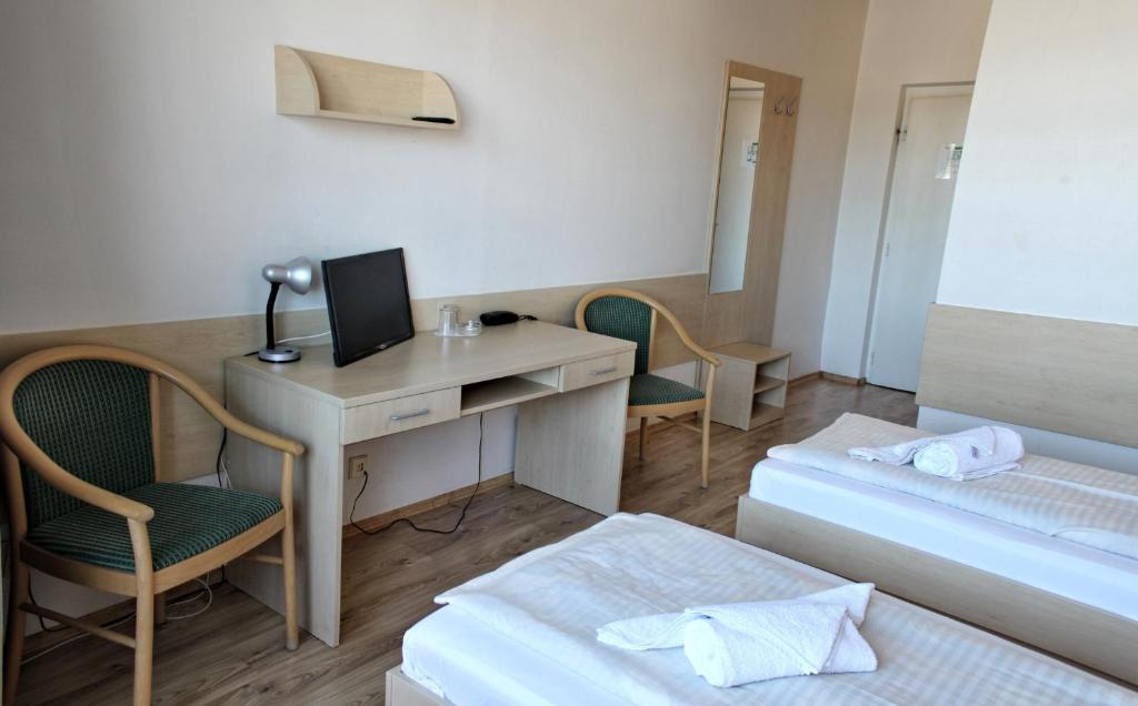 Hotel Pelikan photo