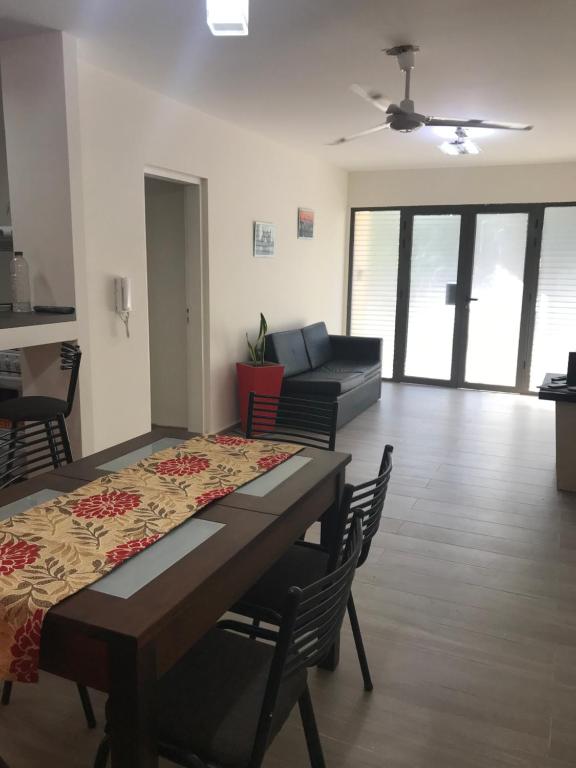 DEPARTAMENTO DE 2 DORMITORIOS C/ COCHERA - 1