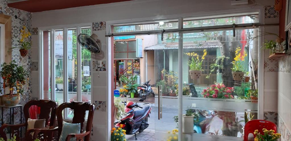 홈스테이 탄손 호텔 이미지 2